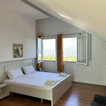 בית הארחה Aria