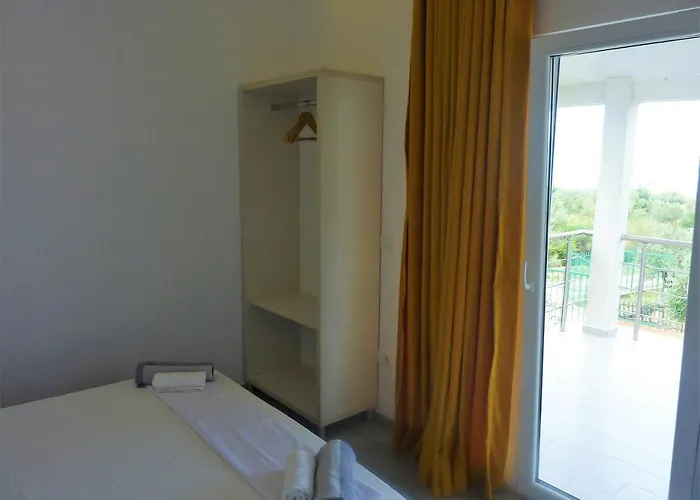 Aria Guest house Himare