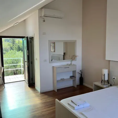 Guest house Aria Himare