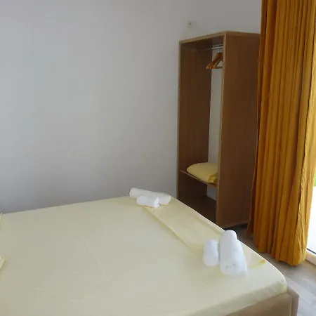 Aria Guest house *