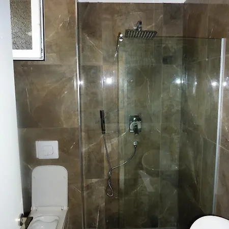 Aria Guest house *