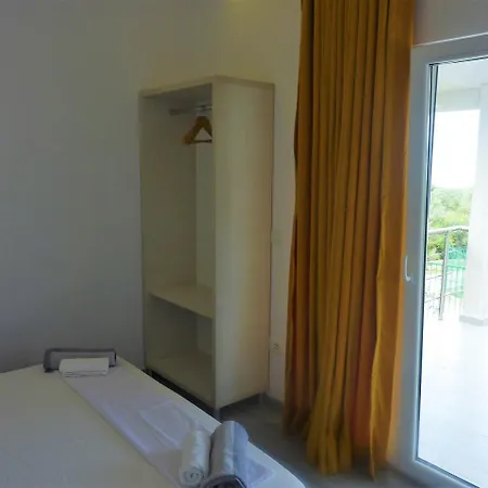 Aria Pensionat Himare