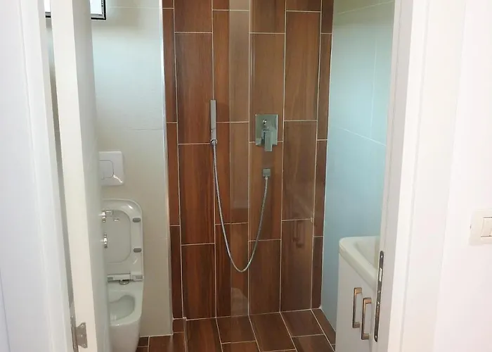 Casa de hóspedes Aria Himare